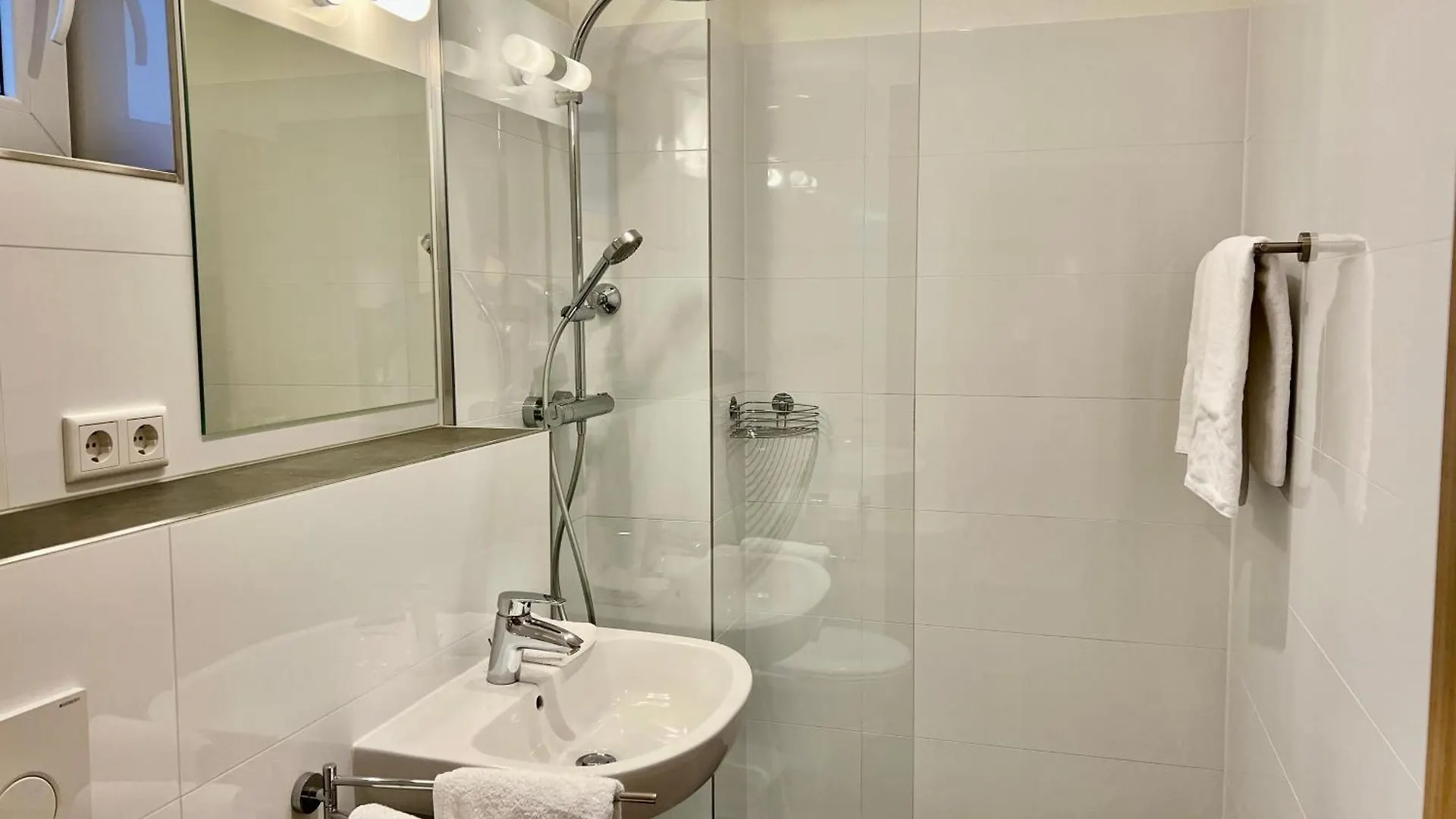 Onebavariahomes Münih 4*,